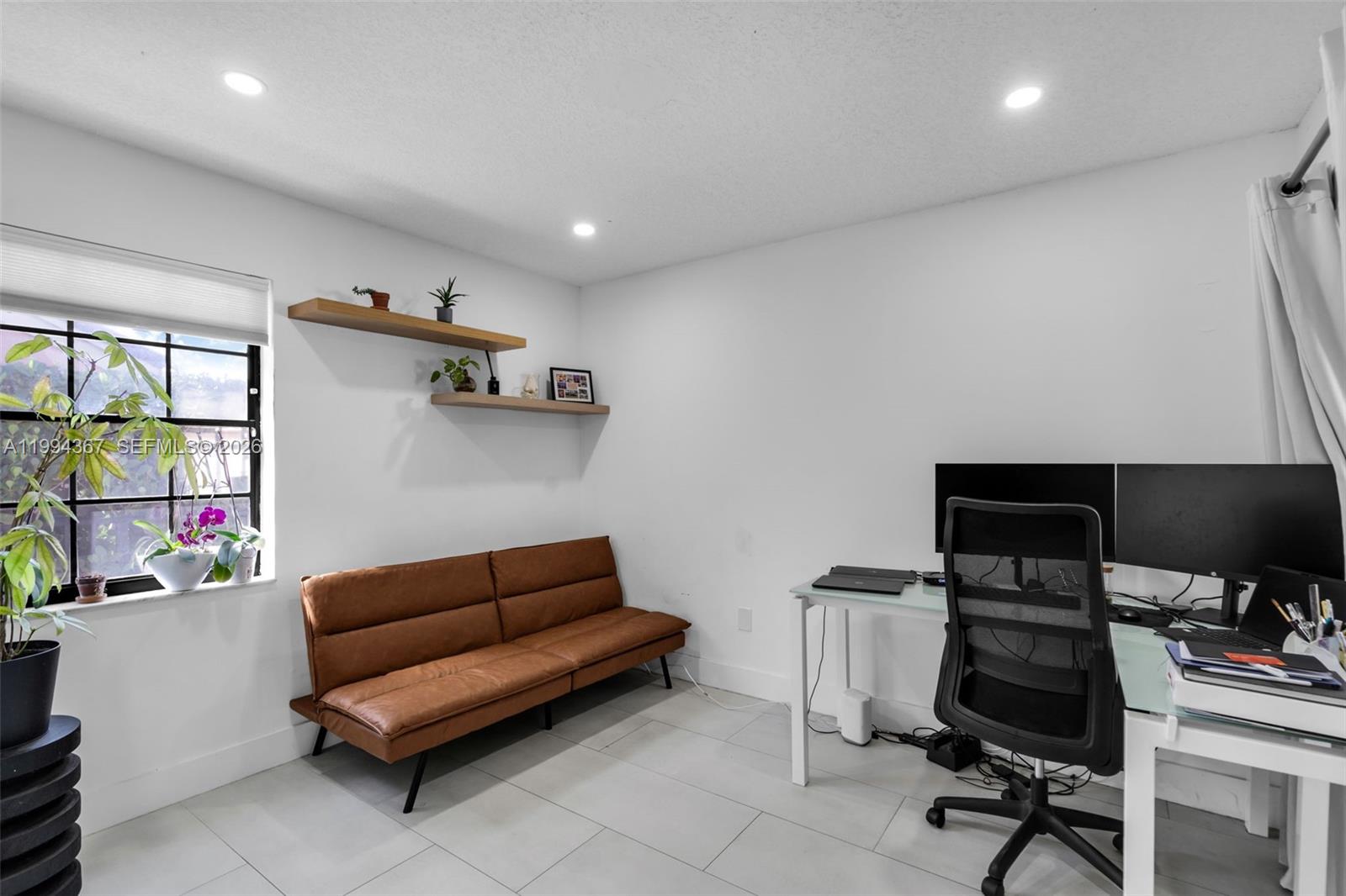 COQUINA LAKES - Residential