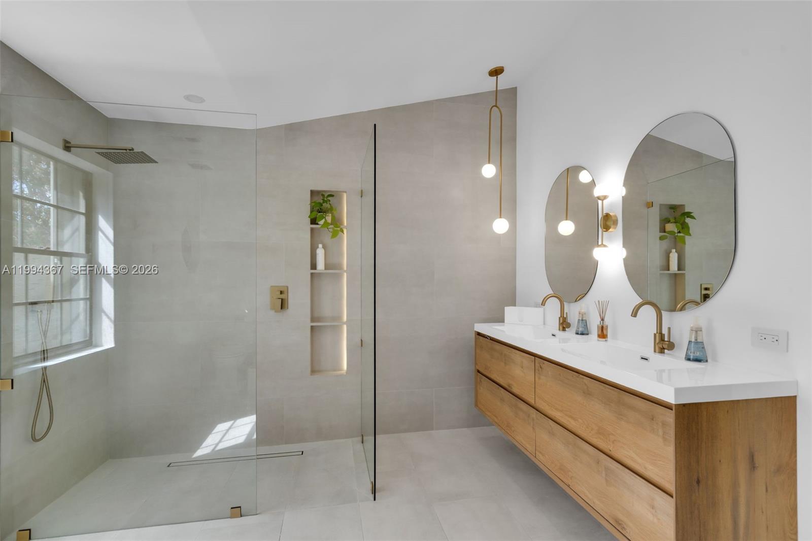 COQUINA LAKES - Residential