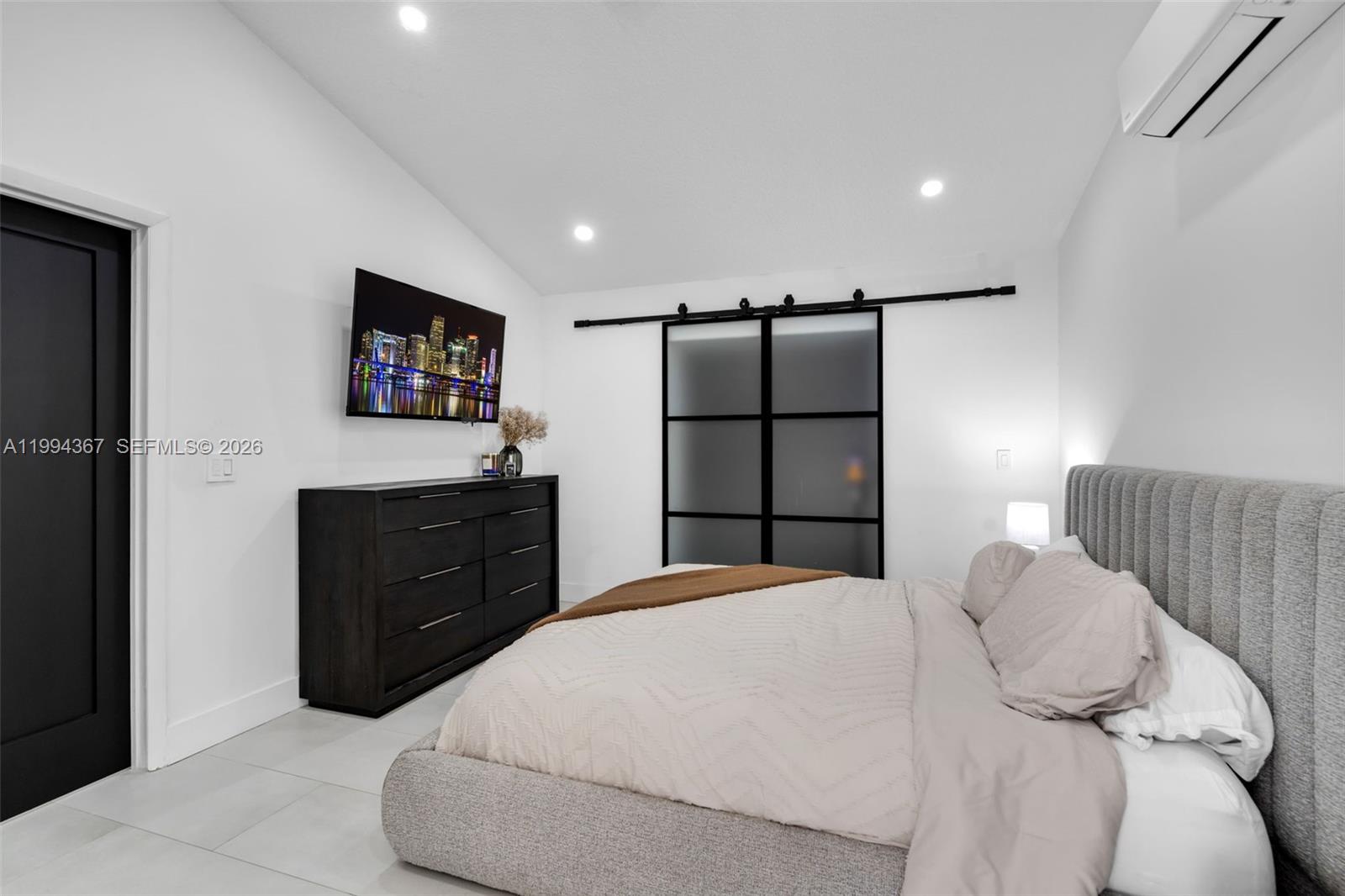 COQUINA LAKES - Residential