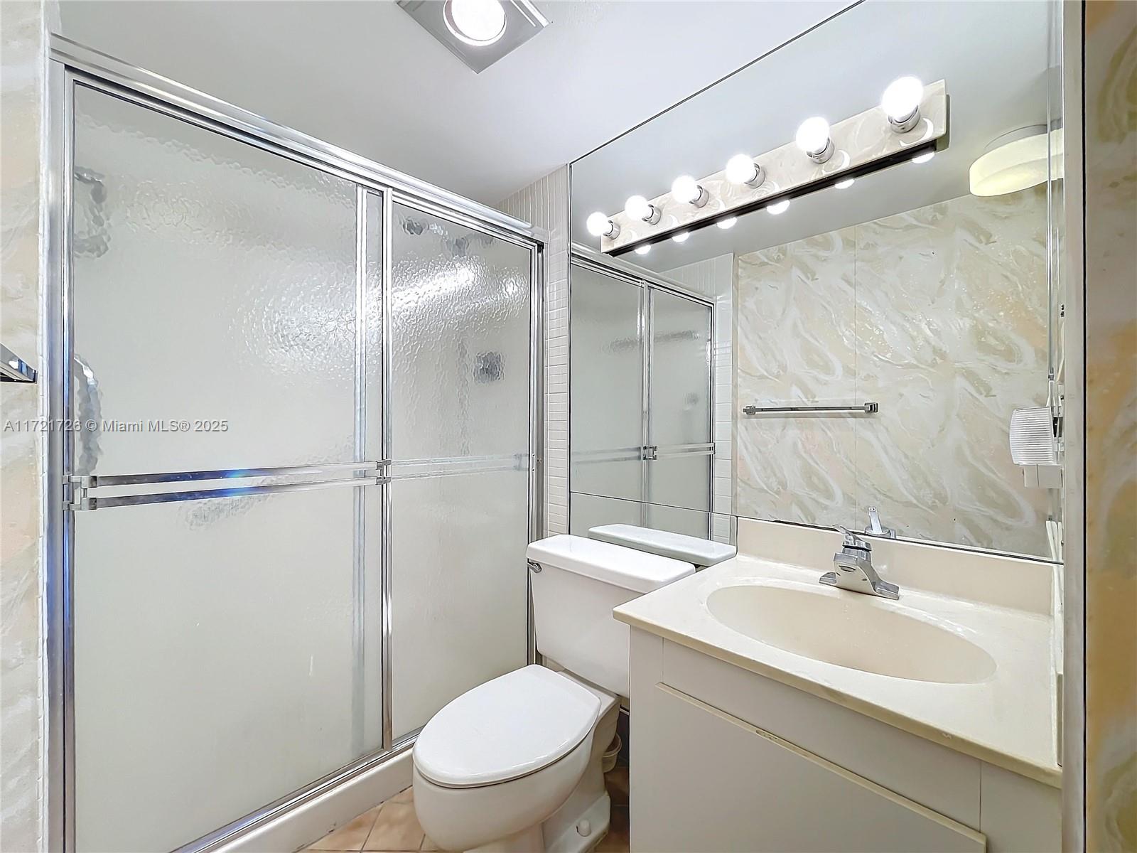 DELVISTA TOWERS CONDO - Residential