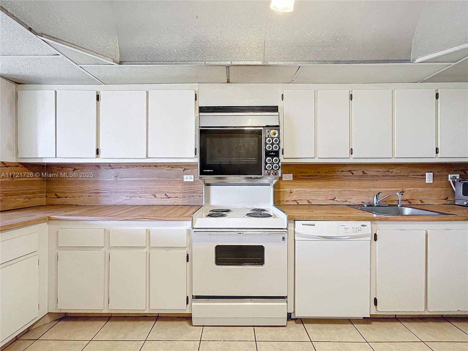 DELVISTA TOWERS CONDO - Residential