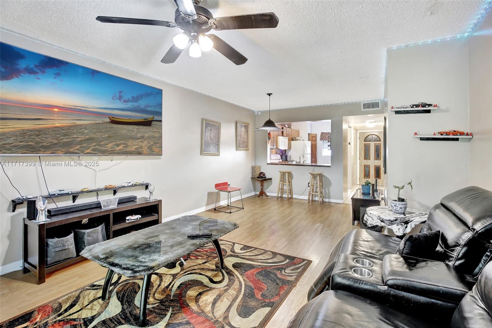 MONTEREY VILLAGE-TWO COND - Residential