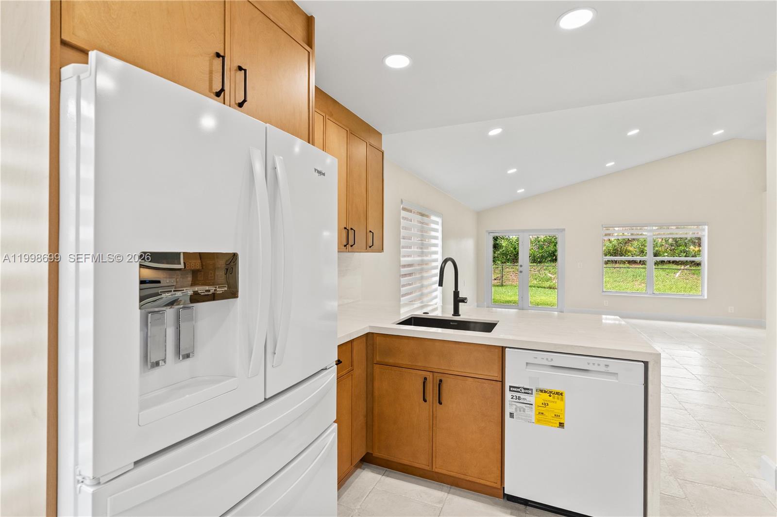 FOREST RIDGE CLUSTER HOME - Residential Lease