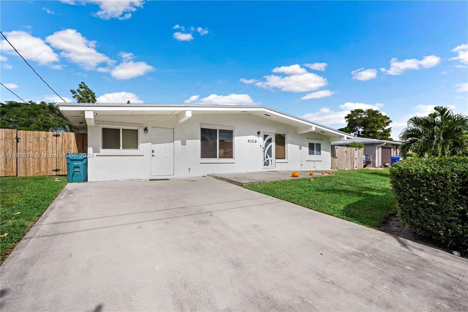 Rental Property at 6129 Hogan Creek Rd, Margate, Broward County, Florida - Bedrooms: 3 
Bathrooms: 2  - $3,600 MO.