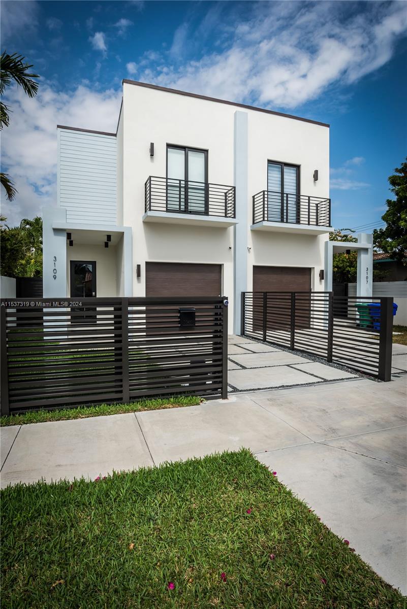 Rental Property at 3109 Sw 26th St 3109, Miami, Broward County, Florida - Bedrooms: 4 
Bathrooms: 4  - $7,500 MO.