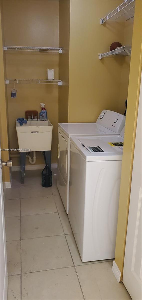 PRECIOUS HOMES AT TWIN LA - Residential