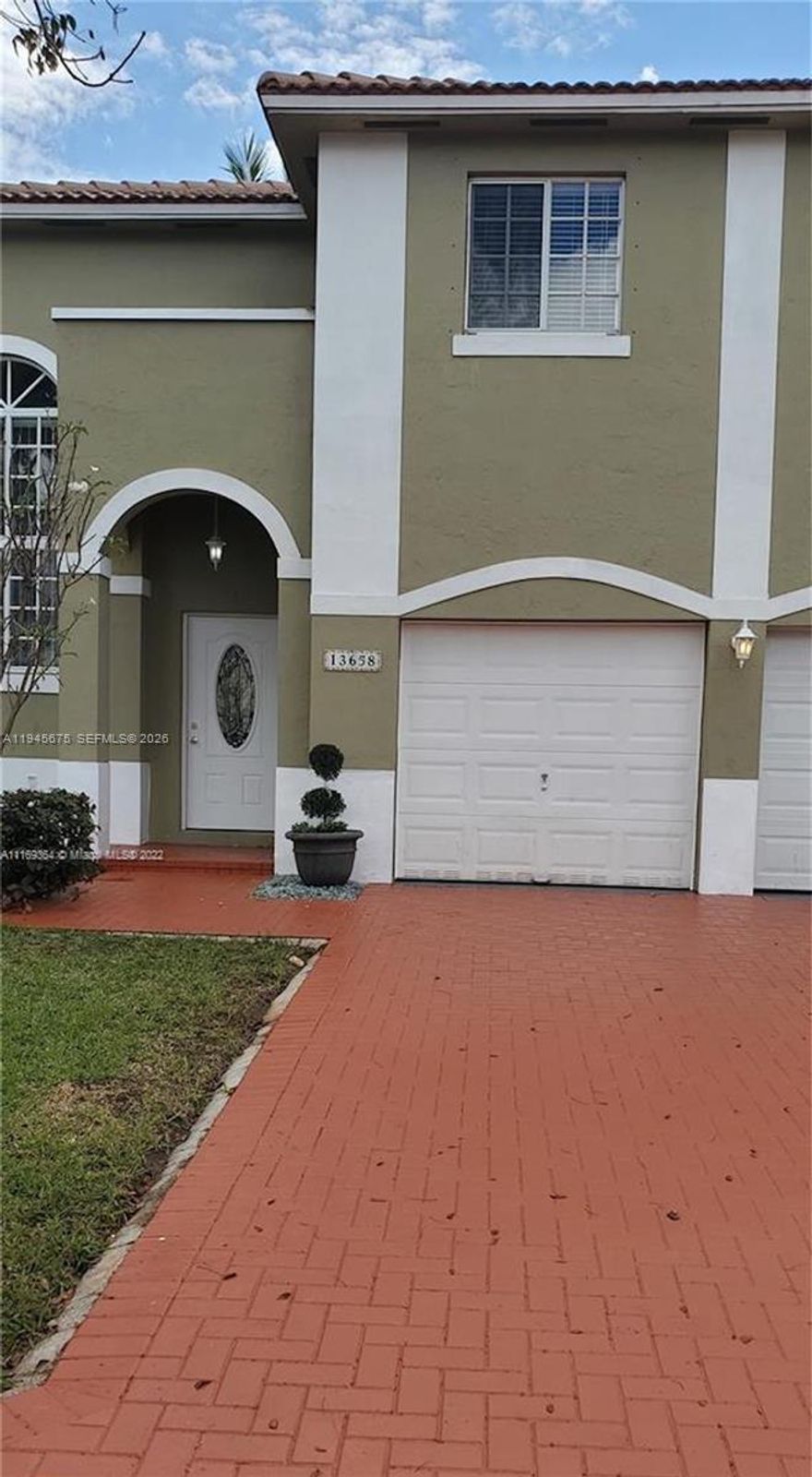 Charming two-story home situated in a tranquil, gated community in the heart of Kendall. Perfect for families, young professionals, and anyone who is looking for a quaint home in a community, featuring stunning lake views and a plethora of amenities, such as a clubhouse, pool, etc. With a freshly painted exterior, split bedrooms, vaulted, and elevated ceilings, this home offers ample comfort and privacy. Located near schools, shops, restaurants, and grocery stores, it offers convenience within arm's reach. With easy access to 137th Ave/Lindgren Rd, this house allows for easy access to main roads and expressways, such as the Florida Turnpike and 847. Pets are okay with association approval. Don't miss out on this rare find!