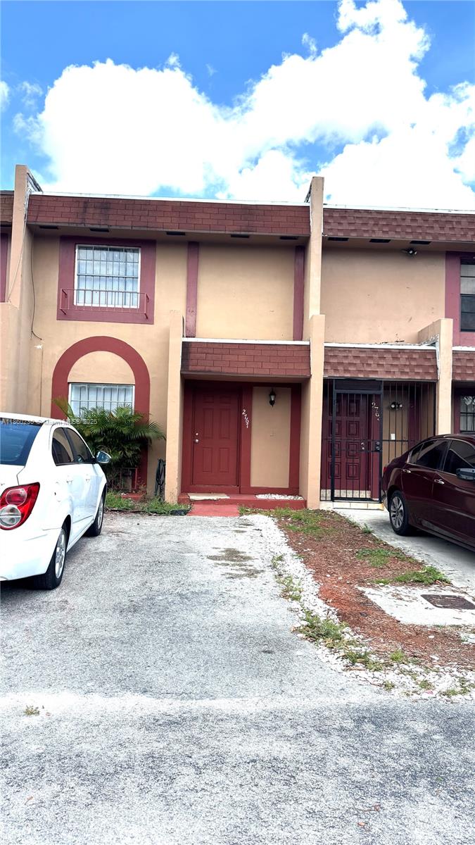 LESLIE ESTATES BEAUTIFUL. 3 BEDROOMS AND 1.5 BATHROOM. KITCHEN WOODEN CABINETS. WASHER AND DRYER HOOK UP. TITLE AND WOODEN FLOORS. NICE FENCED PATIO. PLENTY PARKING SPACE.CLOSE TO MAYOR HIGHWAYS: 195, TURNPIKE, PALMETTO AND CASINO. EASY ACCESS TO PUBLIC TRANSPORTATION. GREAT LOCATION CLOSE TO: HARD ROCK STADIUM, HOSPITALS, RESTAURANTS, SHOPPING. *** ONLY 1 MONTH OF SECURITY AND 1RST MONTH RENT ***