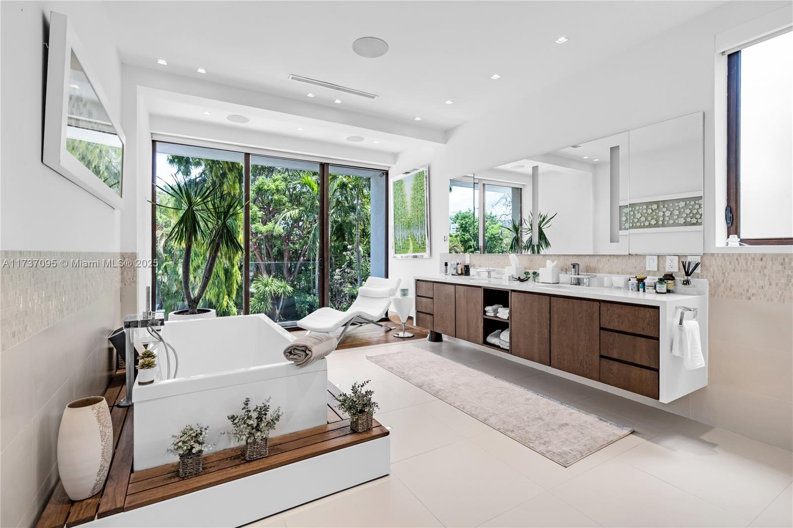 FLAMINGO TERRACE SUB - Residential