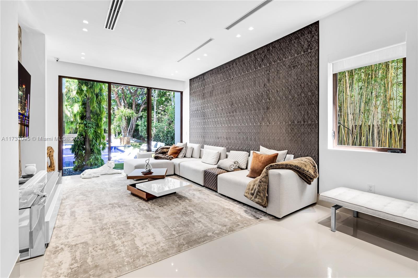 FLAMINGO TERRACE SUB - Residential