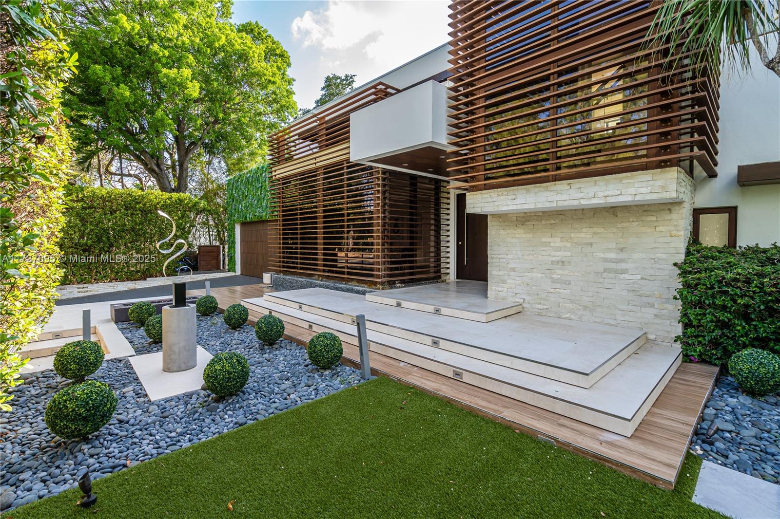 FLAMINGO TERRACE SUB - Residential