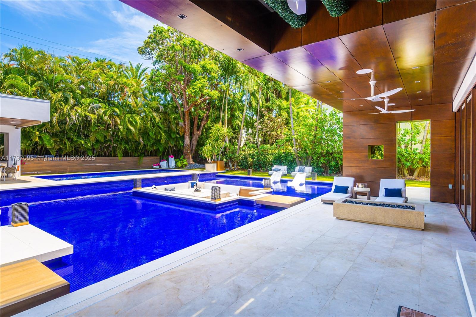 FLAMINGO TERRACE SUB - Residential