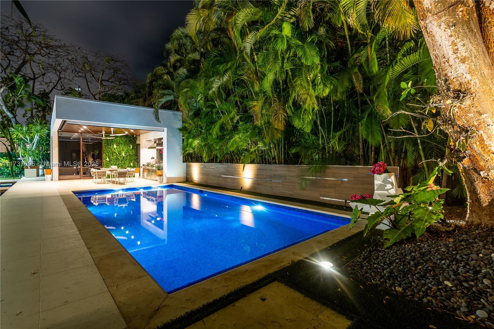 FLAMINGO TERRACE SUB - Residential