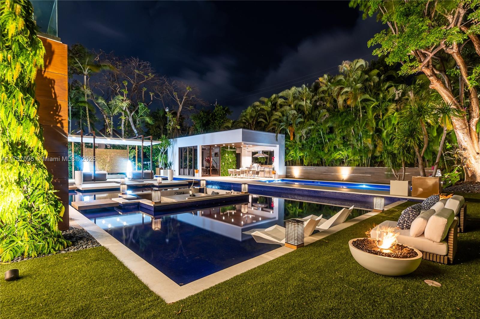 FLAMINGO TERRACE SUB - Residential