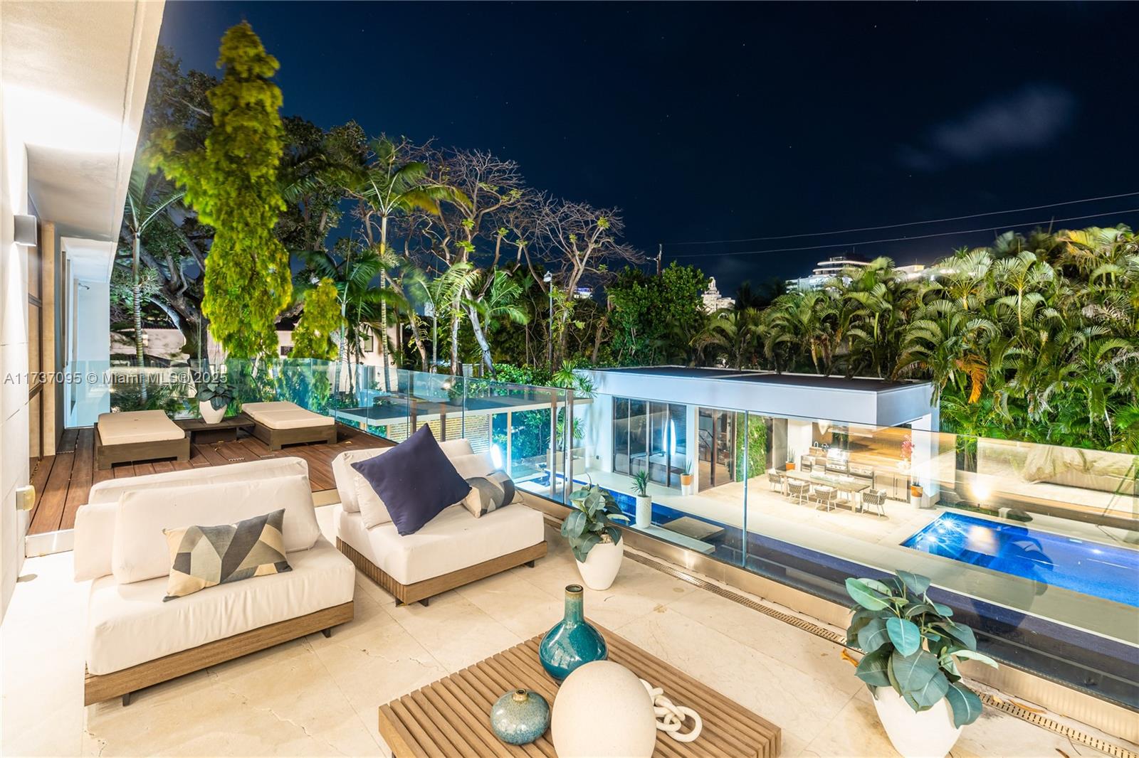 FLAMINGO TERRACE SUB - Residential
