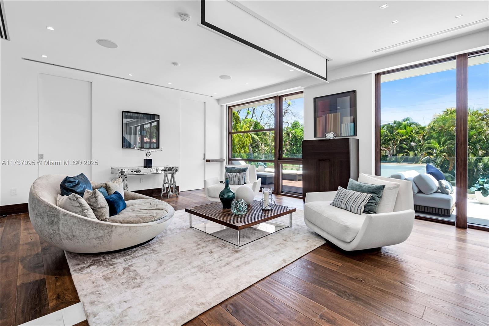 FLAMINGO TERRACE SUB - Residential