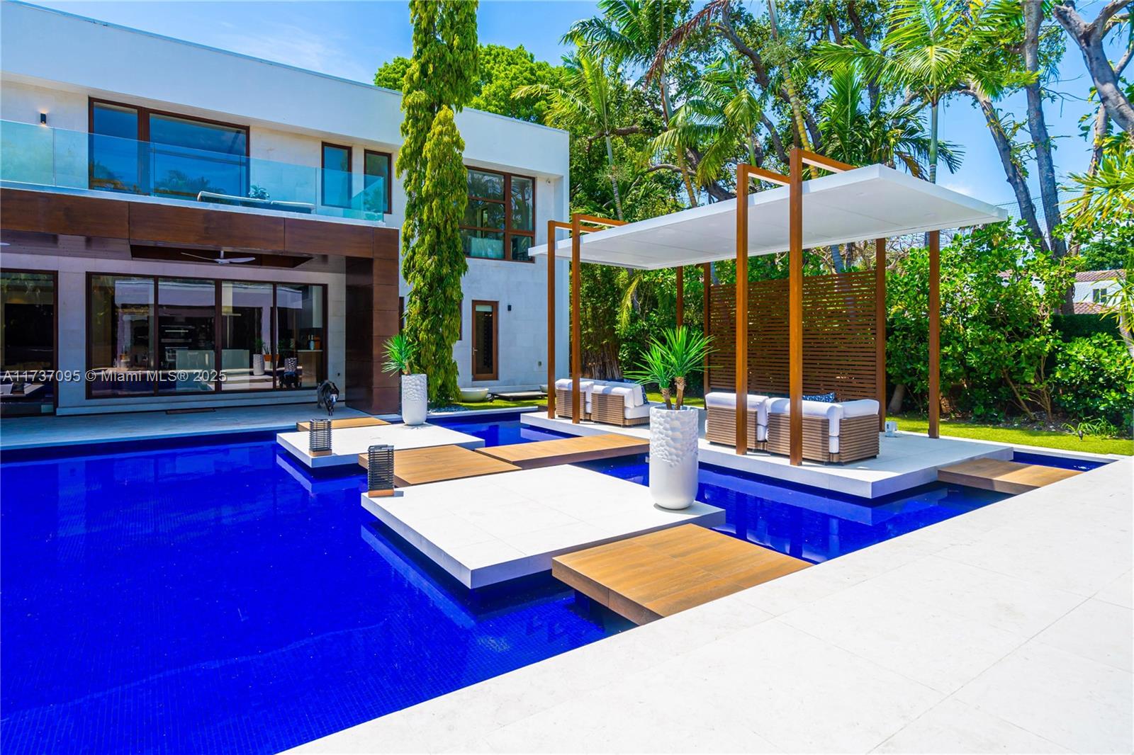 FLAMINGO TERRACE SUB - Residential
