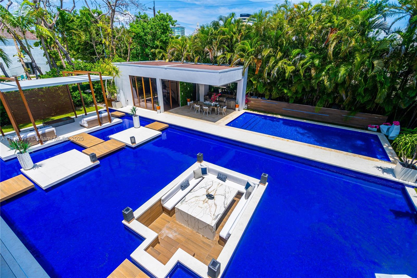 FLAMINGO TERRACE SUB - Residential