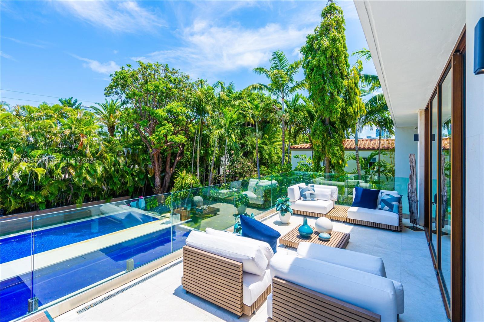 FLAMINGO TERRACE SUB - Residential