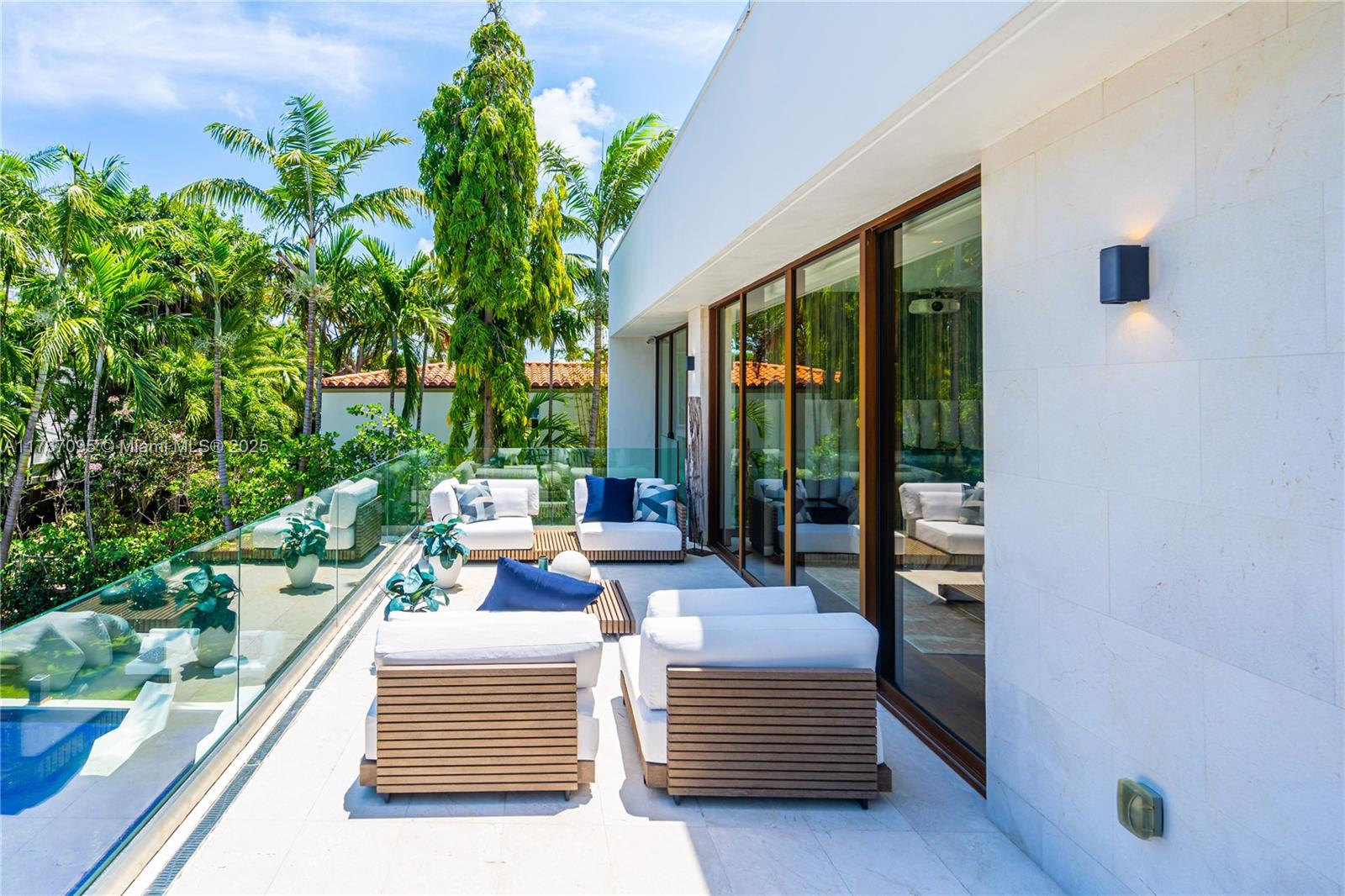 FLAMINGO TERRACE SUB - Residential