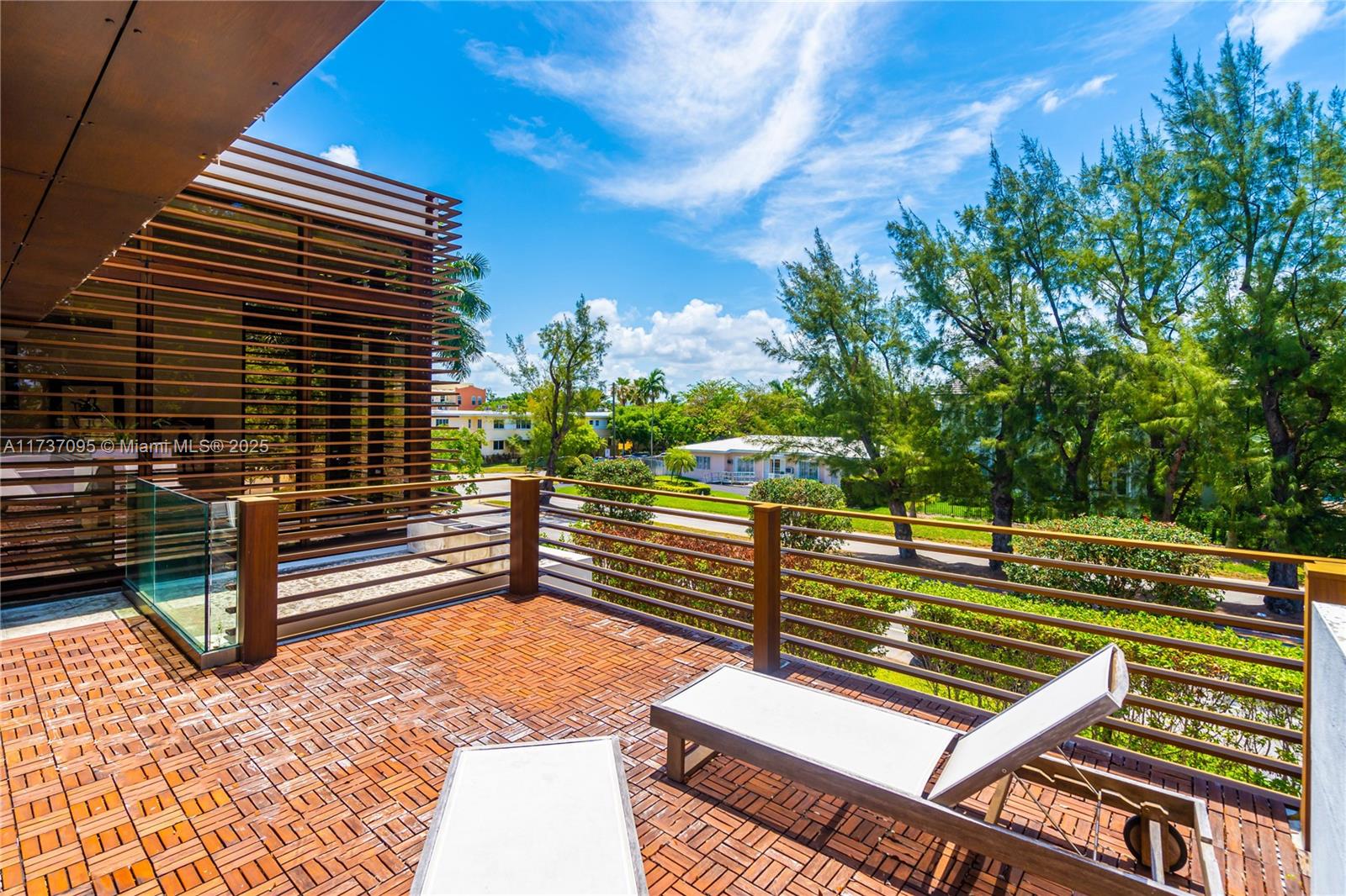 FLAMINGO TERRACE SUB - Residential