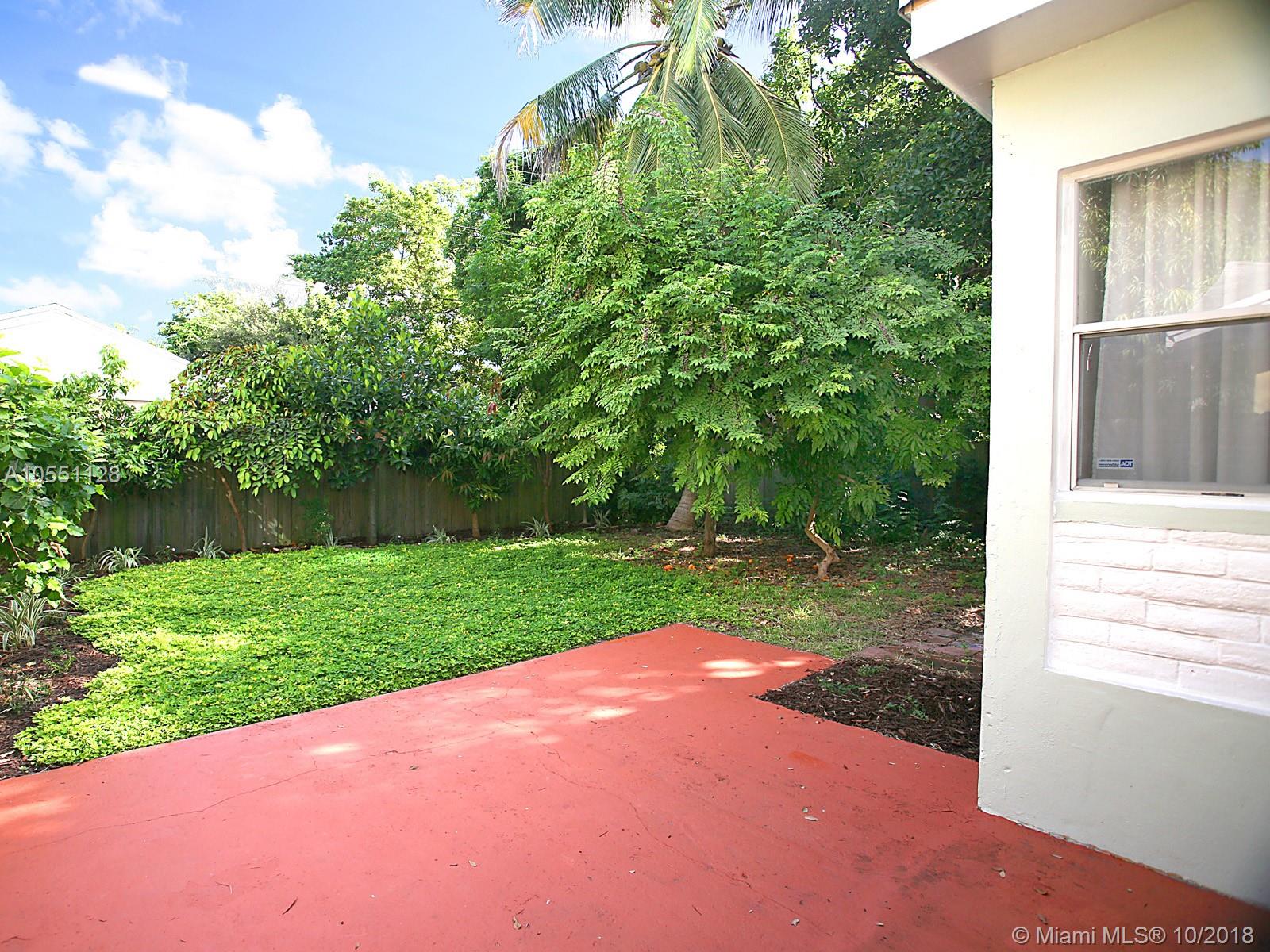 SHADOWLAWN - Residential