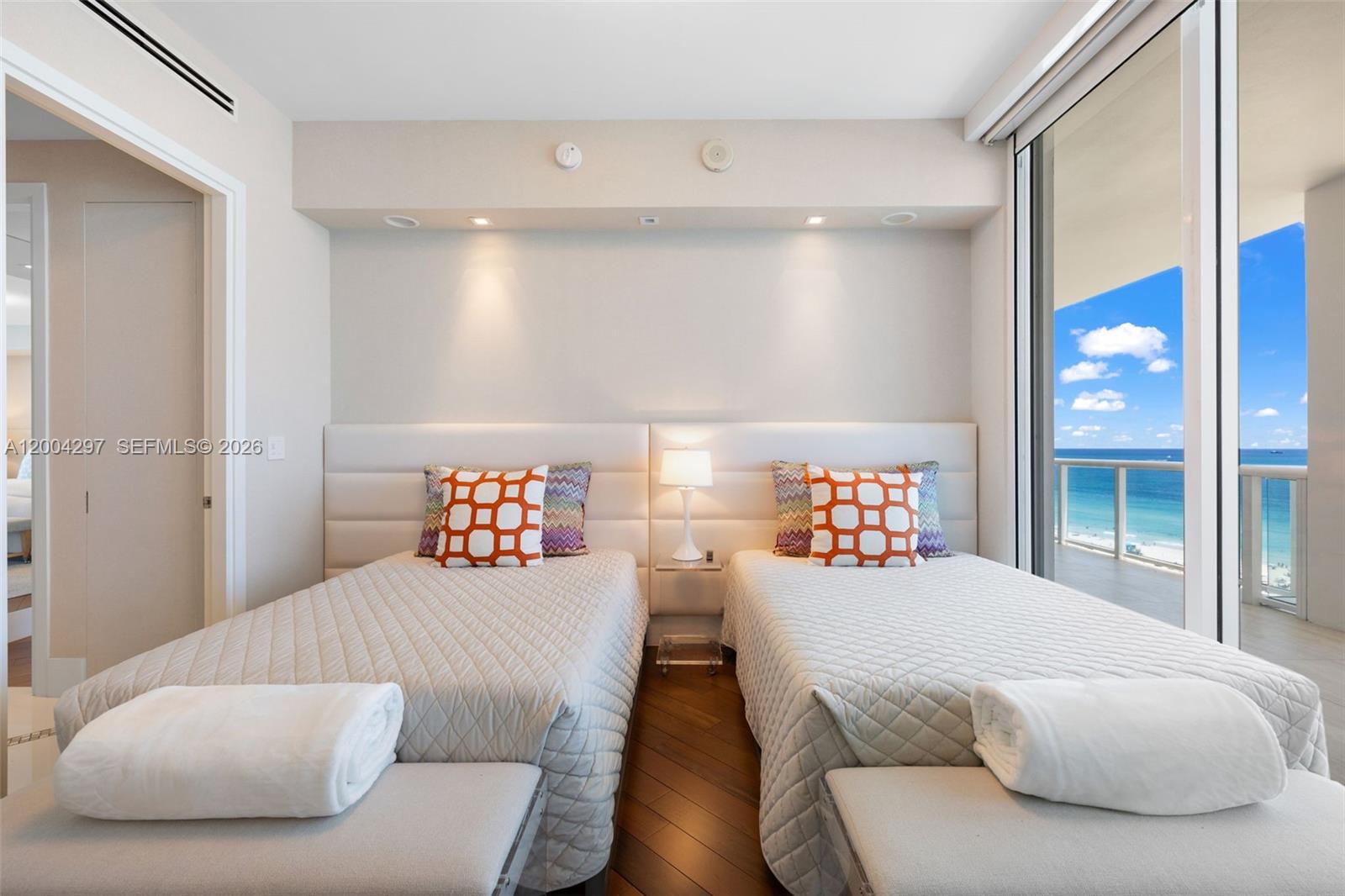 CONTINUUM ON SOUTH BEACH - Residential Lease