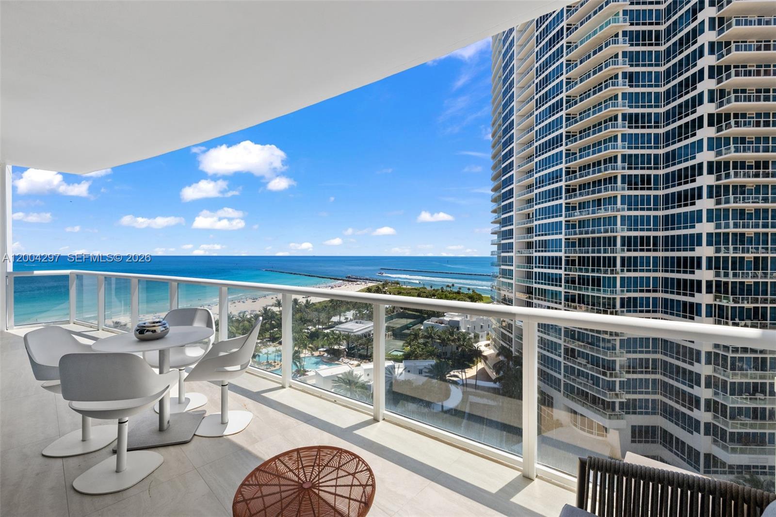 CONTINUUM ON SOUTH BEACH - Residential Lease