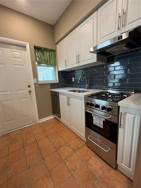 Tiny photo for 725 NE 91st St #1D, Miami Shores, FL 33138 (MLS # A12007715)