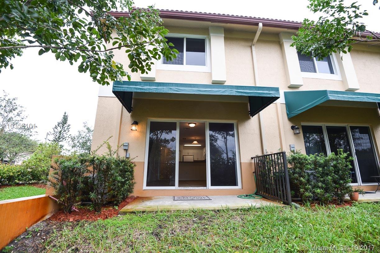 OAK LANDING TOWNHOMES - Residential Lease