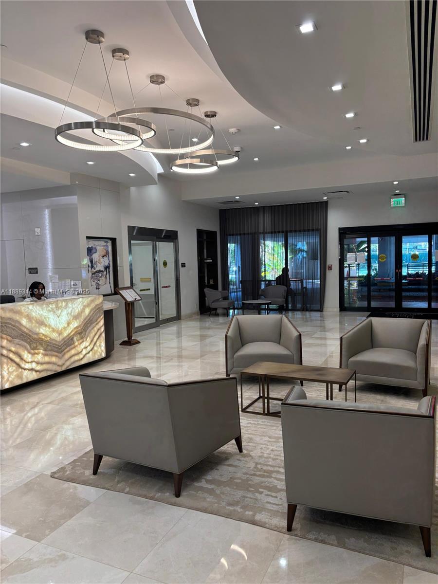 DELVISTA TOWERS CONDO TOW - Residential