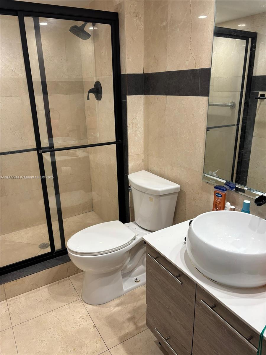 DELVISTA TOWERS CONDO TOW - Residential
