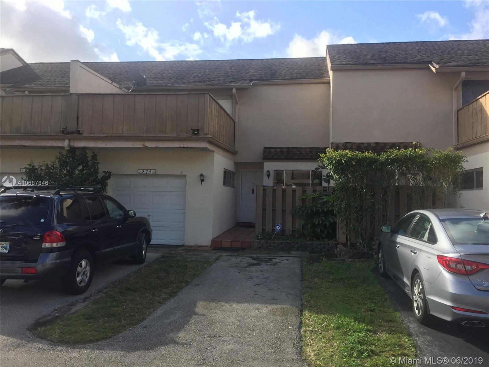 GREAT OPPORTUNITY, BEAUTIFUL AND SPACIOUS (1770 SQT) 3 BEDROOM, 2.5 BATHROOM, CLOSE TO SHOPPING CENTERS AND MAJOR HIGHWAYS.
MARBLE TILES AND HARDWOOD FLOORS IN THE FIRST FLOOR, CARPET IN THE SECOND FLOOR, PRIVATE SUNDECK OFF MASTER BEDROOM, WALK IN CLOSET, EAT IN KITCHEN, NEW APPLIANCES, GRANITE COUNTERTOPS, MODERN WASHER AND DRYER. BACK PATIO FENCED, PETS ALLOWED, 2 COMMUNITY POOLS, CLUBHOUSE, CHILDRENS PLAYGROUND. TENANT OCCUPIED UNTIL JULY 2019.