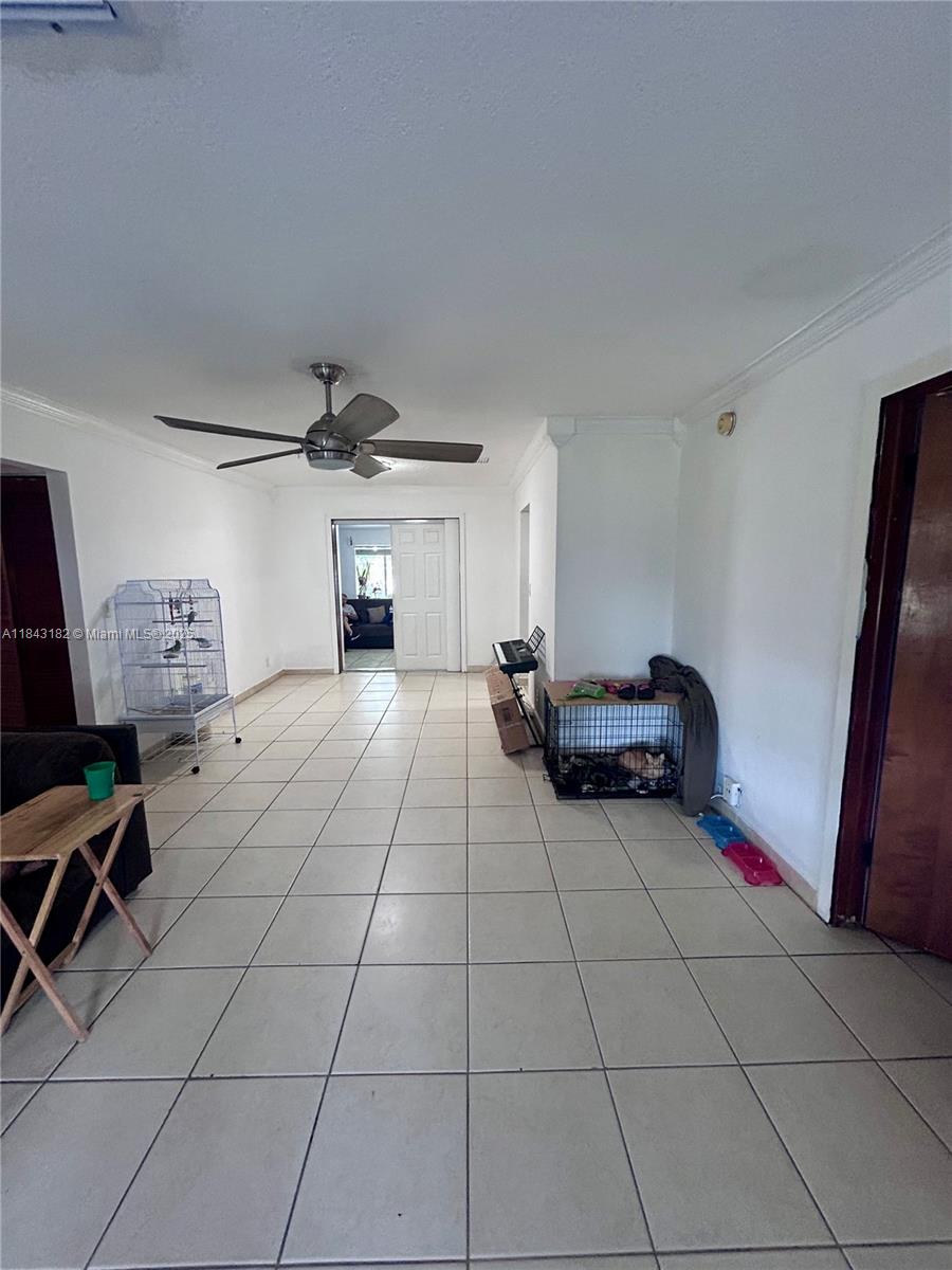 4161 SW 56th Ter, Davie, FL, 33314/$475,000 1 4161 SW 56th Ter