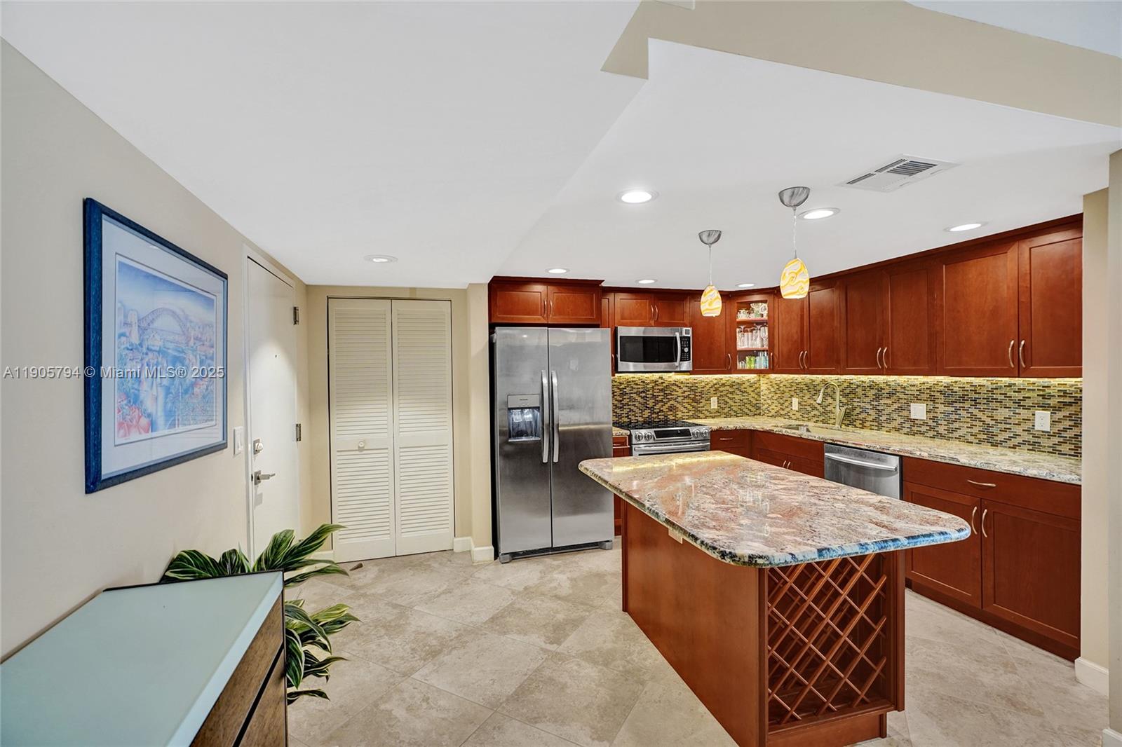 CATANIA CONDO - Residential