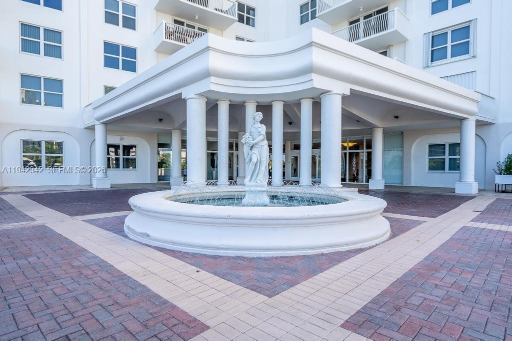 VENETIAN - Residential