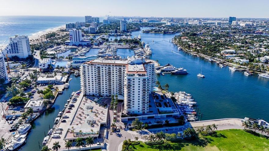 Beautiful resort-style condominium located on the Intracoastal Waterway, just steps from the beach. The community offers outstanding amenities, including a heated pool, spa, tiki hut, BBQ areas, fitness center, saunas, game and party rooms, and a library with Wi-Fi. Dockage available when possible.
Unit 306 features one of the largest floor plans in the building, with split bedroom layout, ceramic flooring, hurricane-impact windows, walk-in closets, stainless steel appliances, and a spacious balcony with ocean views.