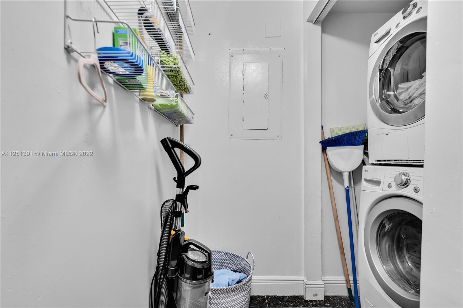 KEY COLONY NO 4 CONDO - Residential Lease