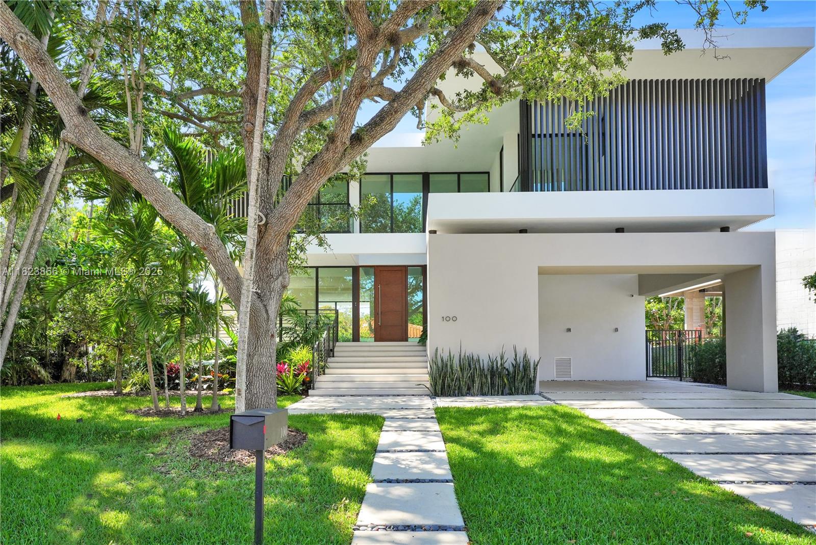 Rental Property at 100 Hampton Ln, Key Biscayne, Miami-Dade County, Florida - Bedrooms: 5 
Bathrooms: 6  - $30,000 MO.