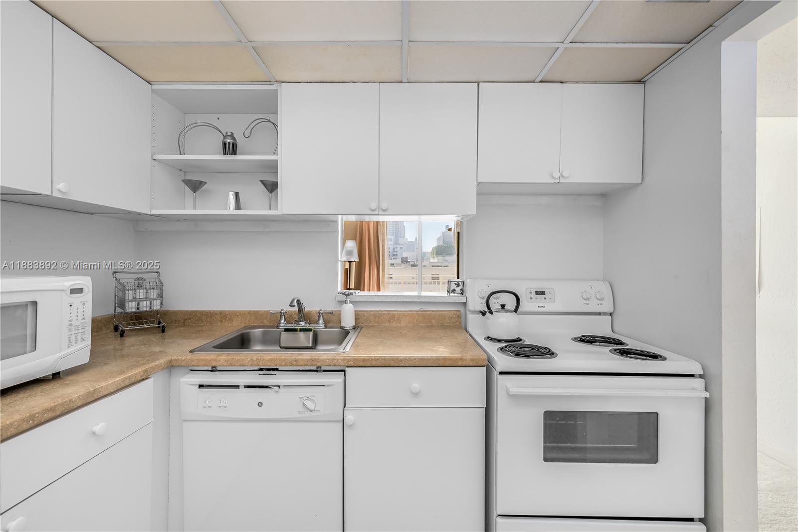 OCEAN POINT CONDO - Residential