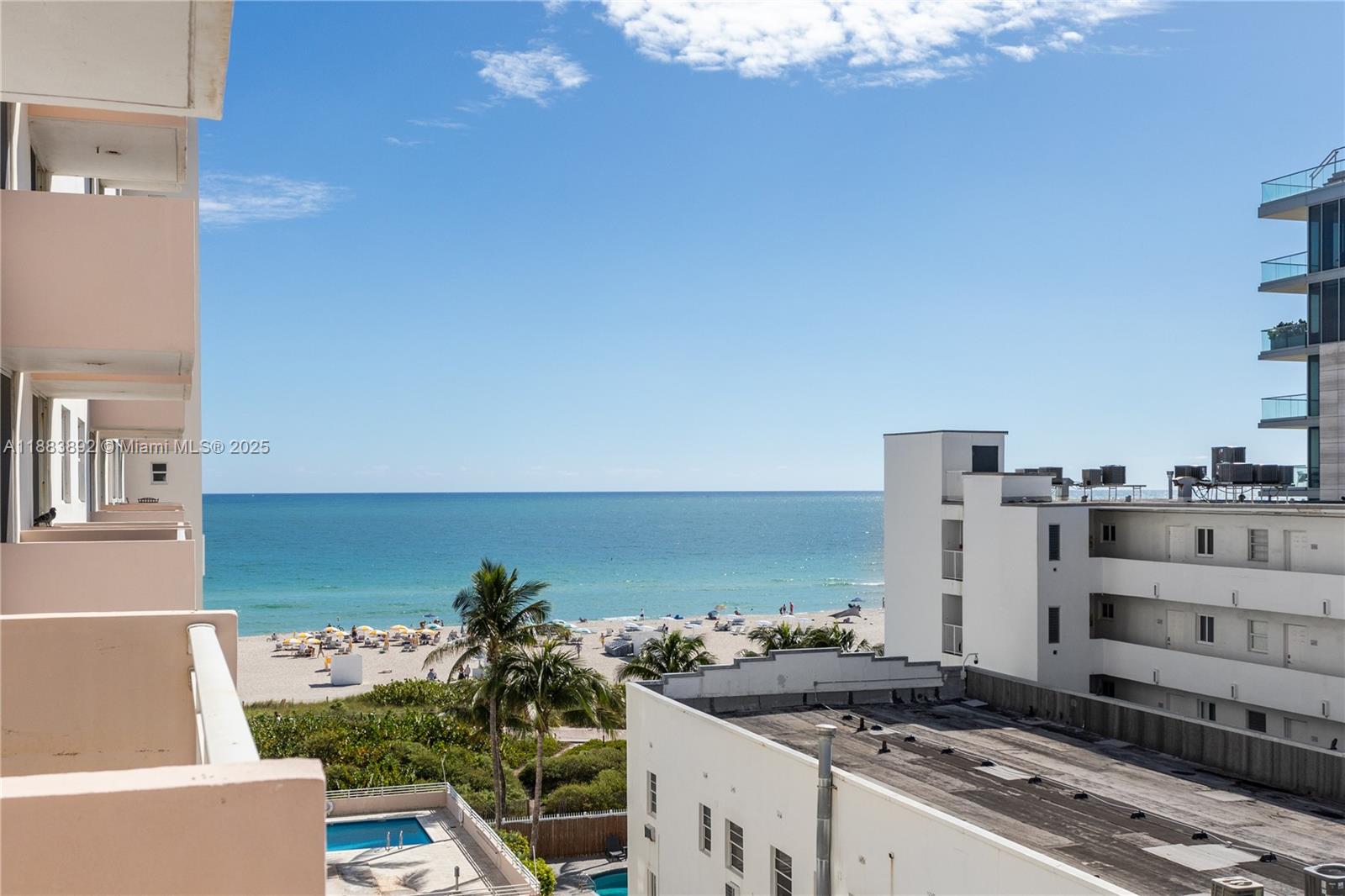 345 Ocean Dr 707