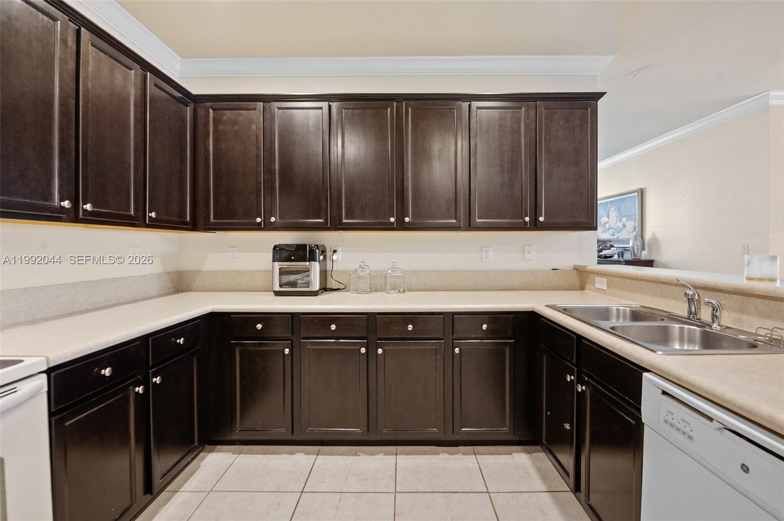 LAKES BY THE BAY FAYE REP - Residential