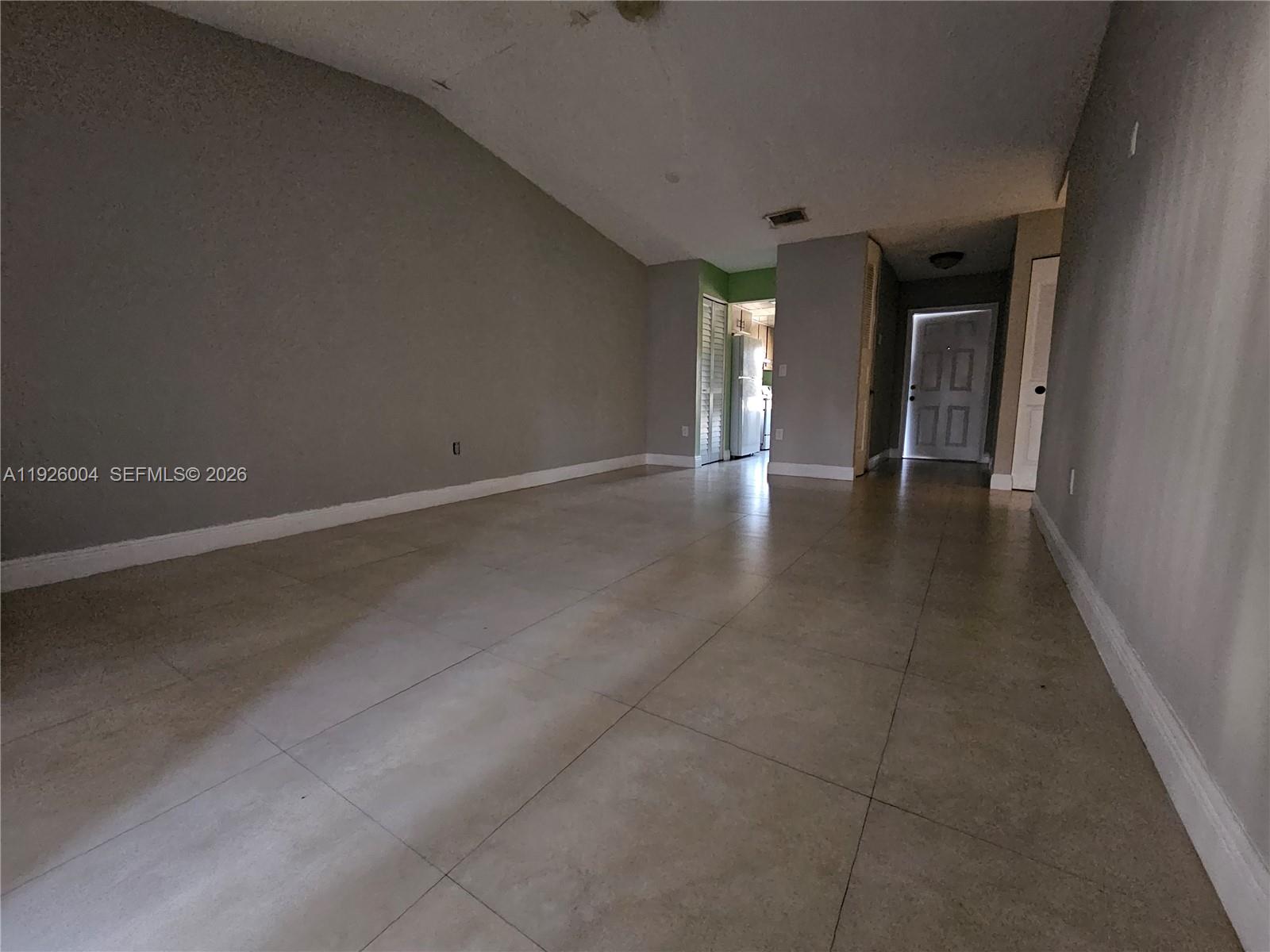 BENT TREE SOUTH - Residential Lease