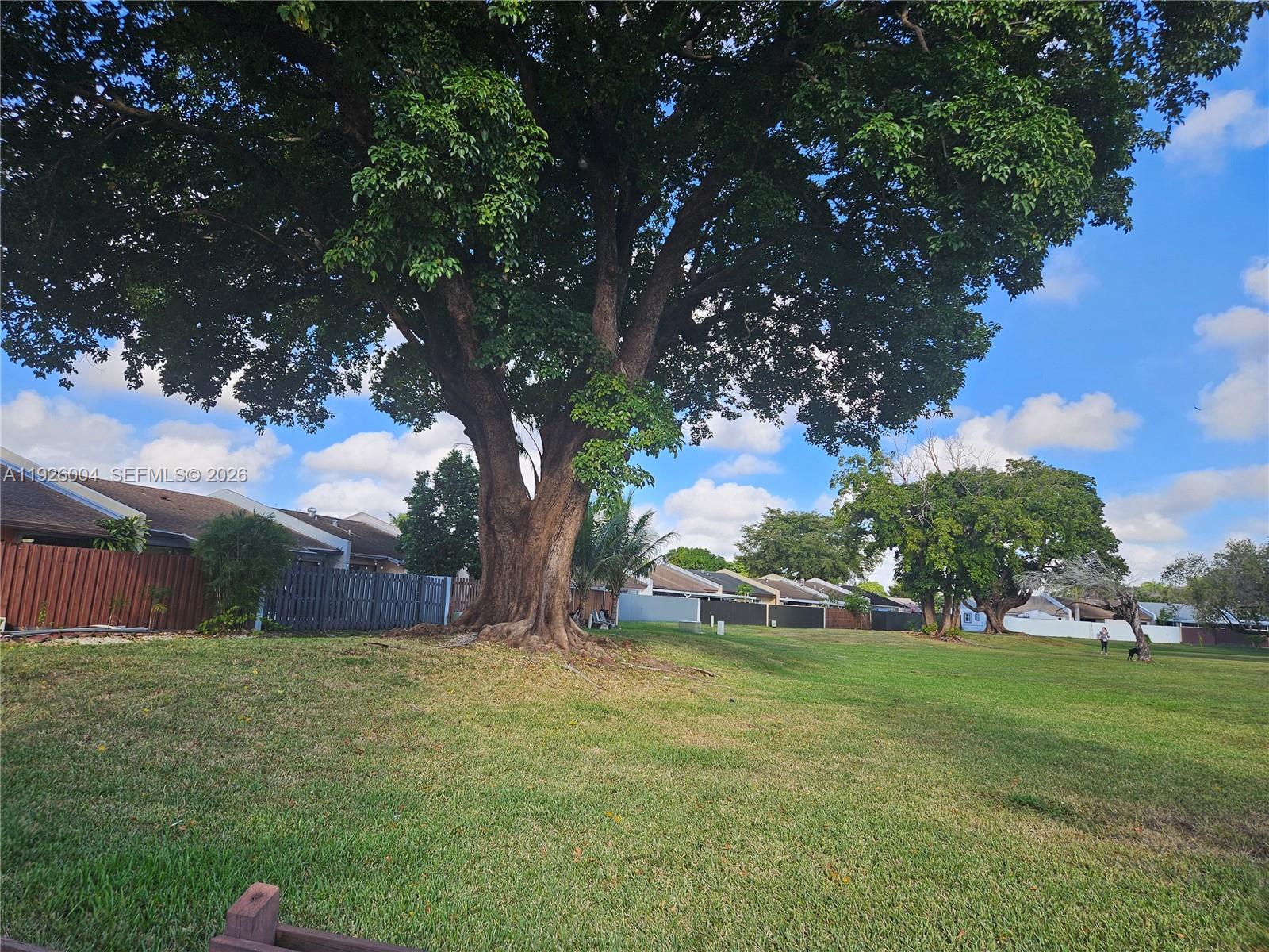 BENT TREE SOUTH - Residential Lease