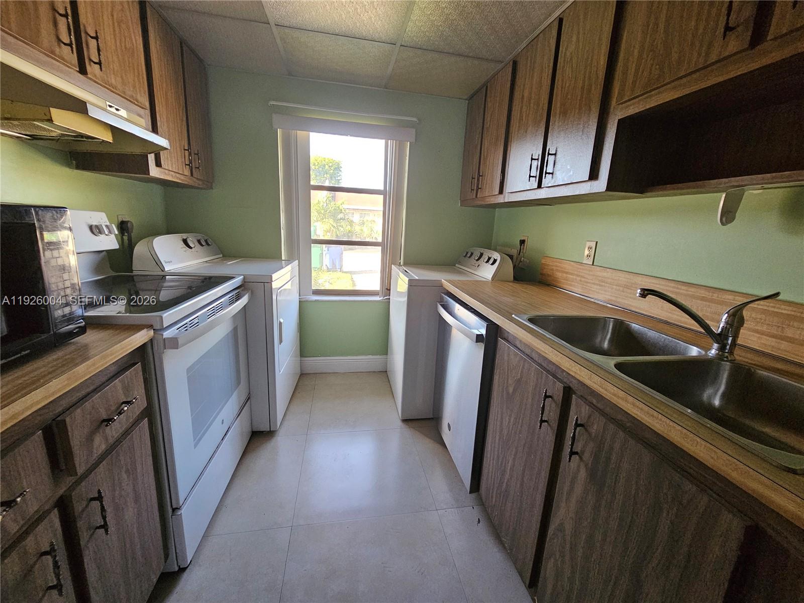 BENT TREE SOUTH - Residential Lease
