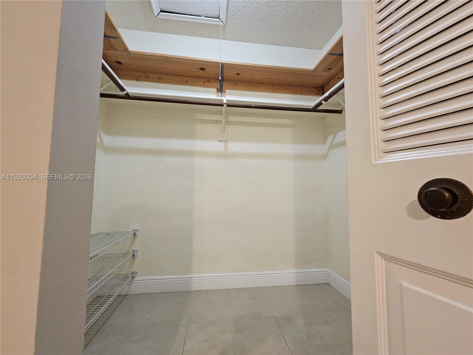 BENT TREE SOUTH - Residential Lease