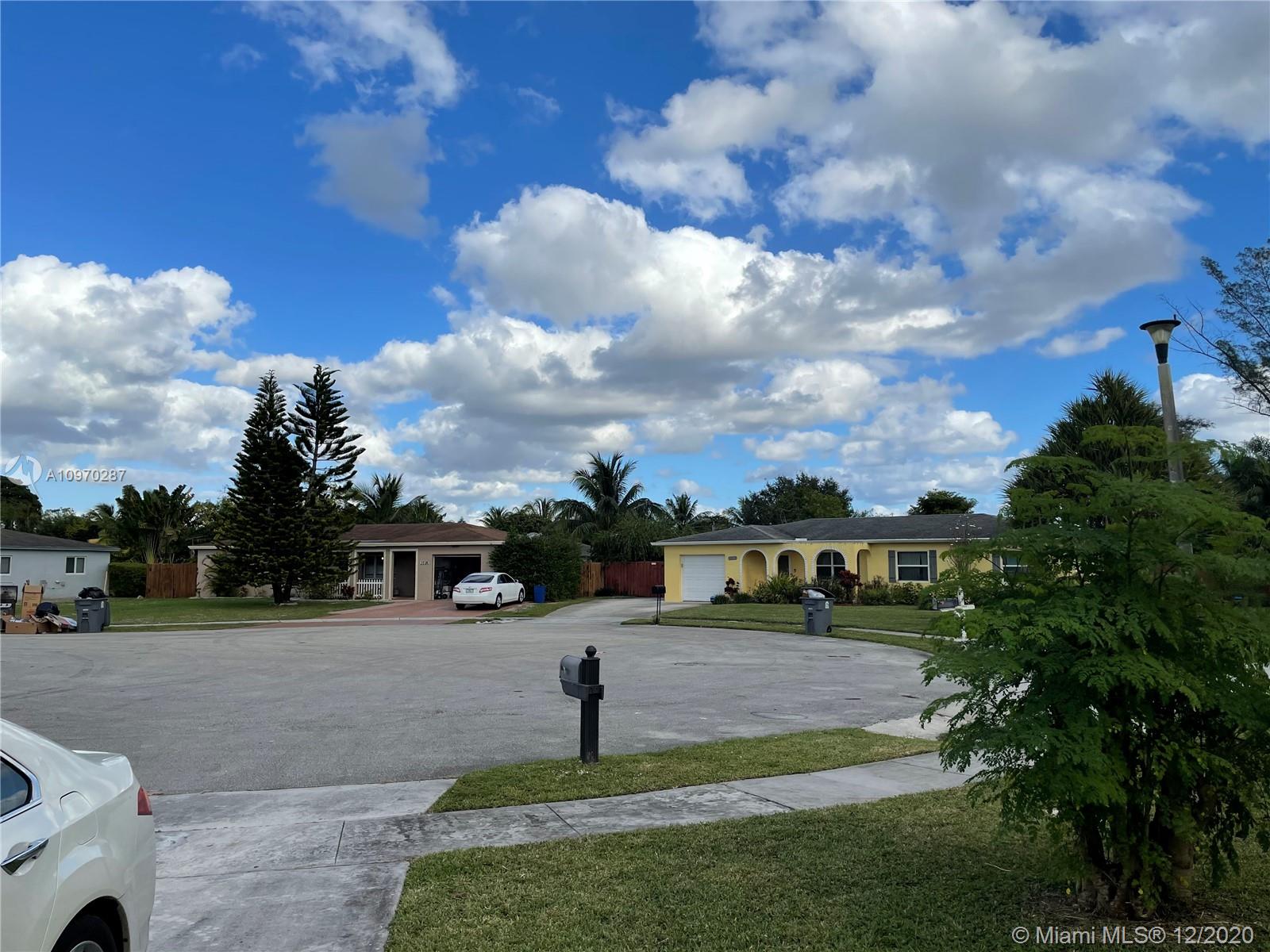 HOLIDAY CITY AT BOCA RATO - Residential