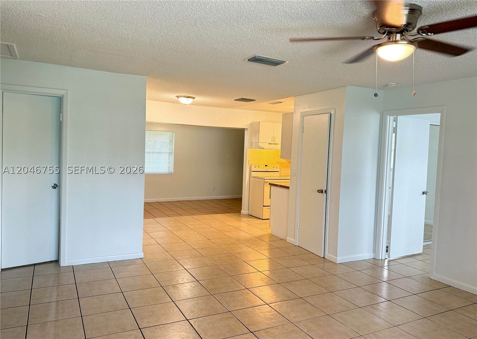 12096 Dolphin Dr
