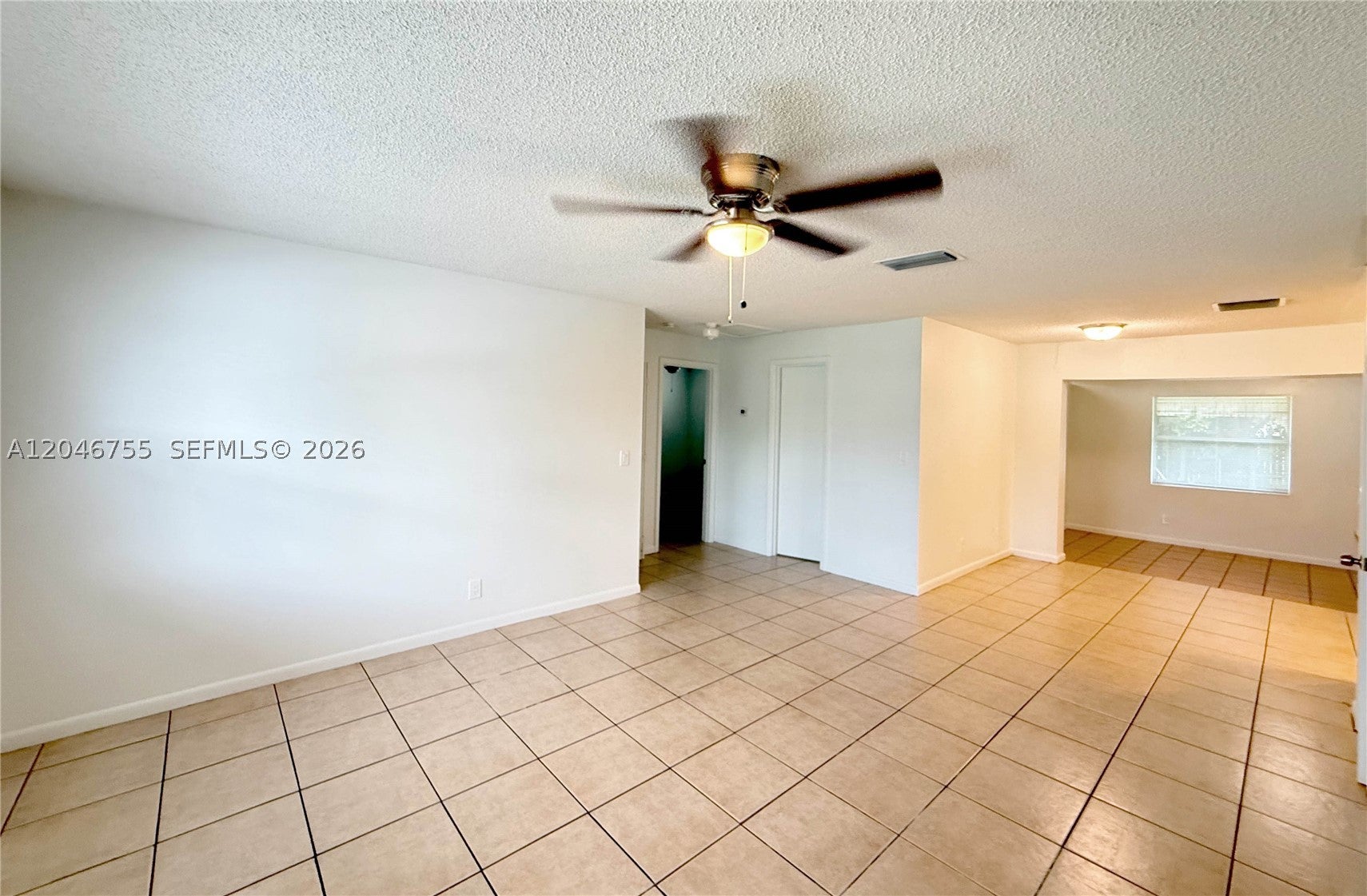 12096 Dolphin Dr