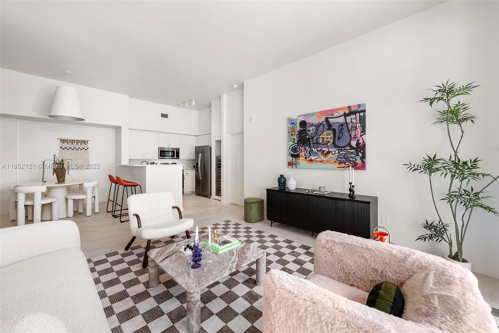 THE MARK ON BRICKELL COND - Residential